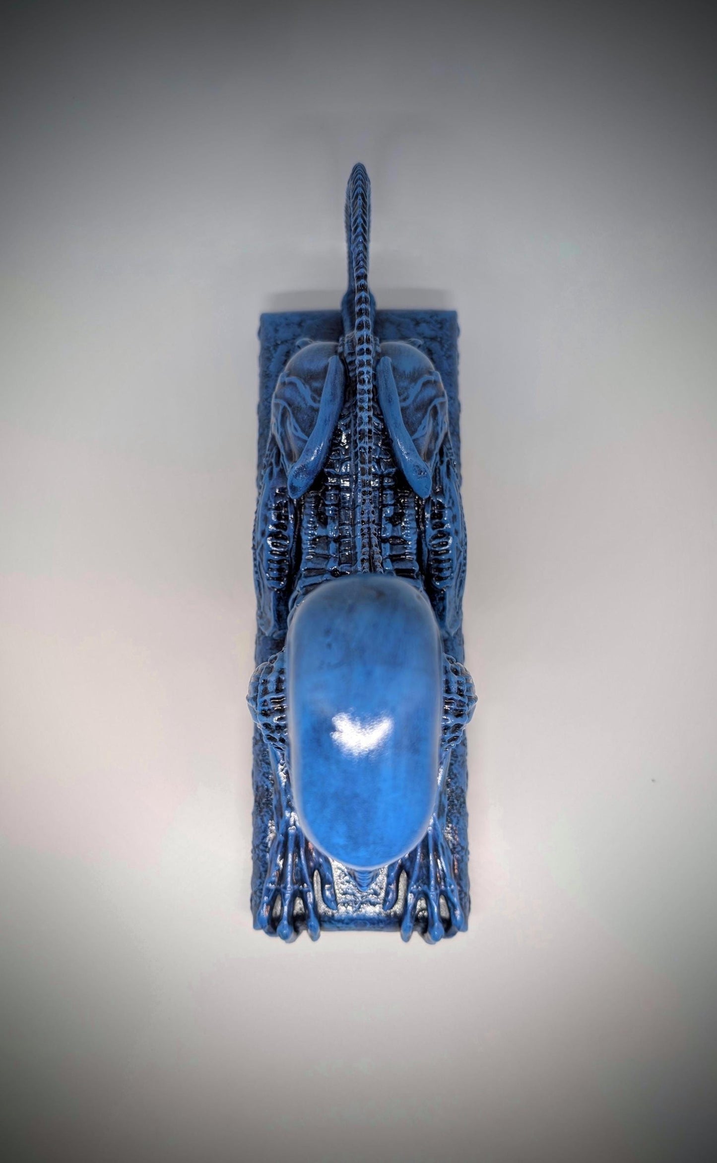 Alien Sphinx - 3D Resin Sculpture Height 8.86in (22,5cm/225mm) x Length 12.6in (32cm/320mm)