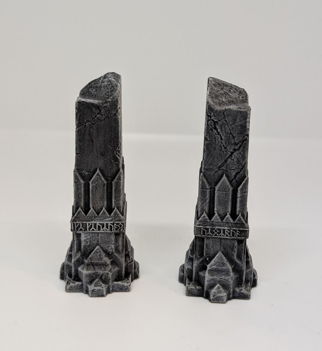 Lord of the Rings – 2x Moria Columns for Games – Height 3.54 inches (9 cm)