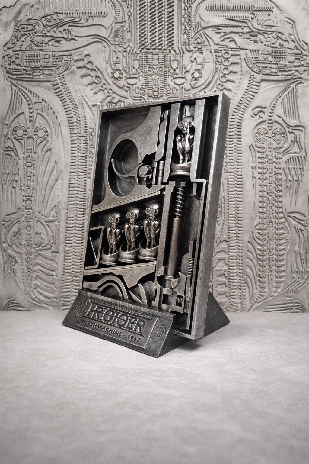 H.R. Giger Birth Machine Inspired / 3D Printed Resin Sculpture  12.2 in (31 cm/310 mm)