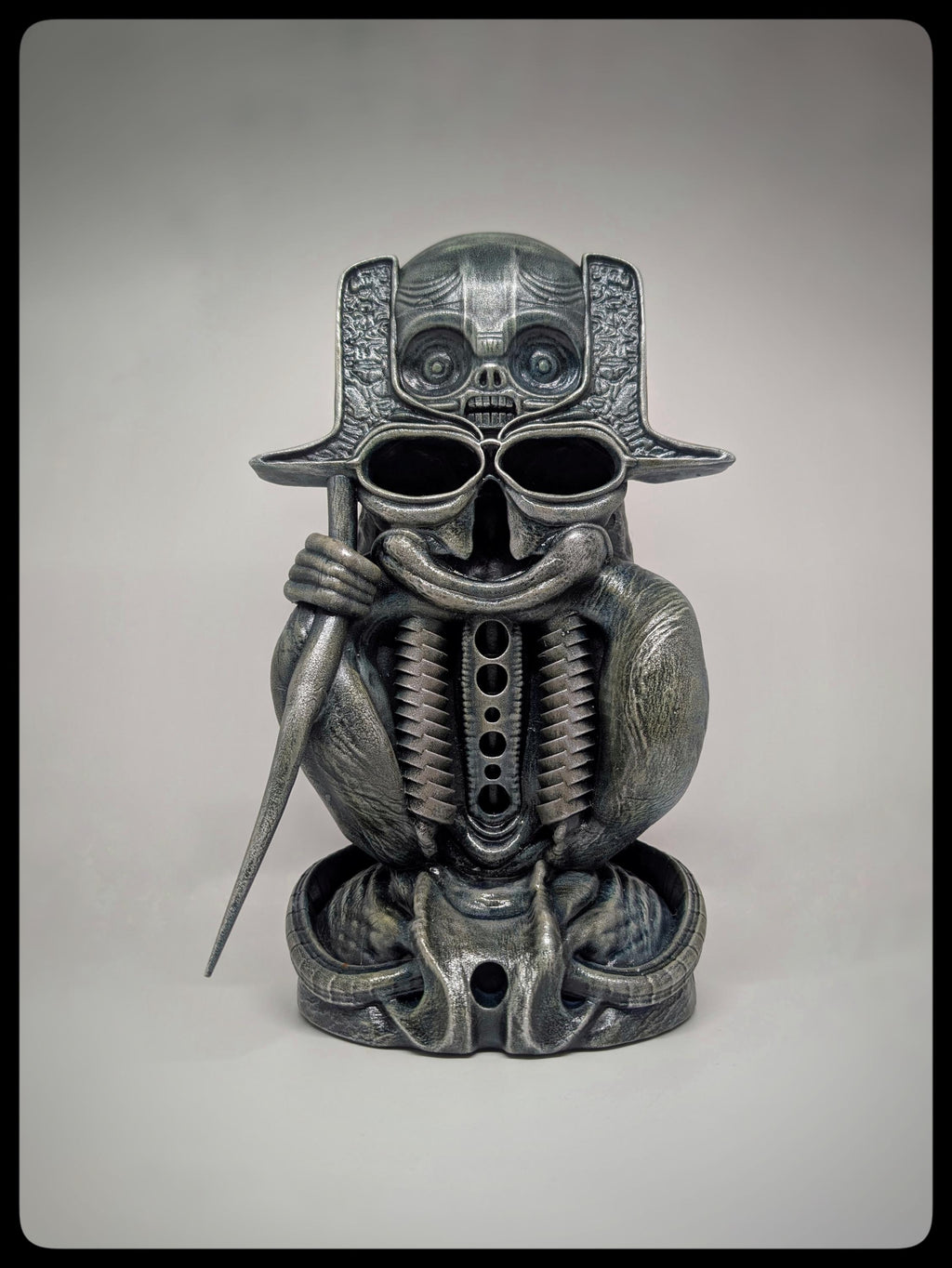 Inspired by H.R.Giger - NY City XVII Crowley 1981 Resin Sculpture 11.2in (28.5cm/285mm)