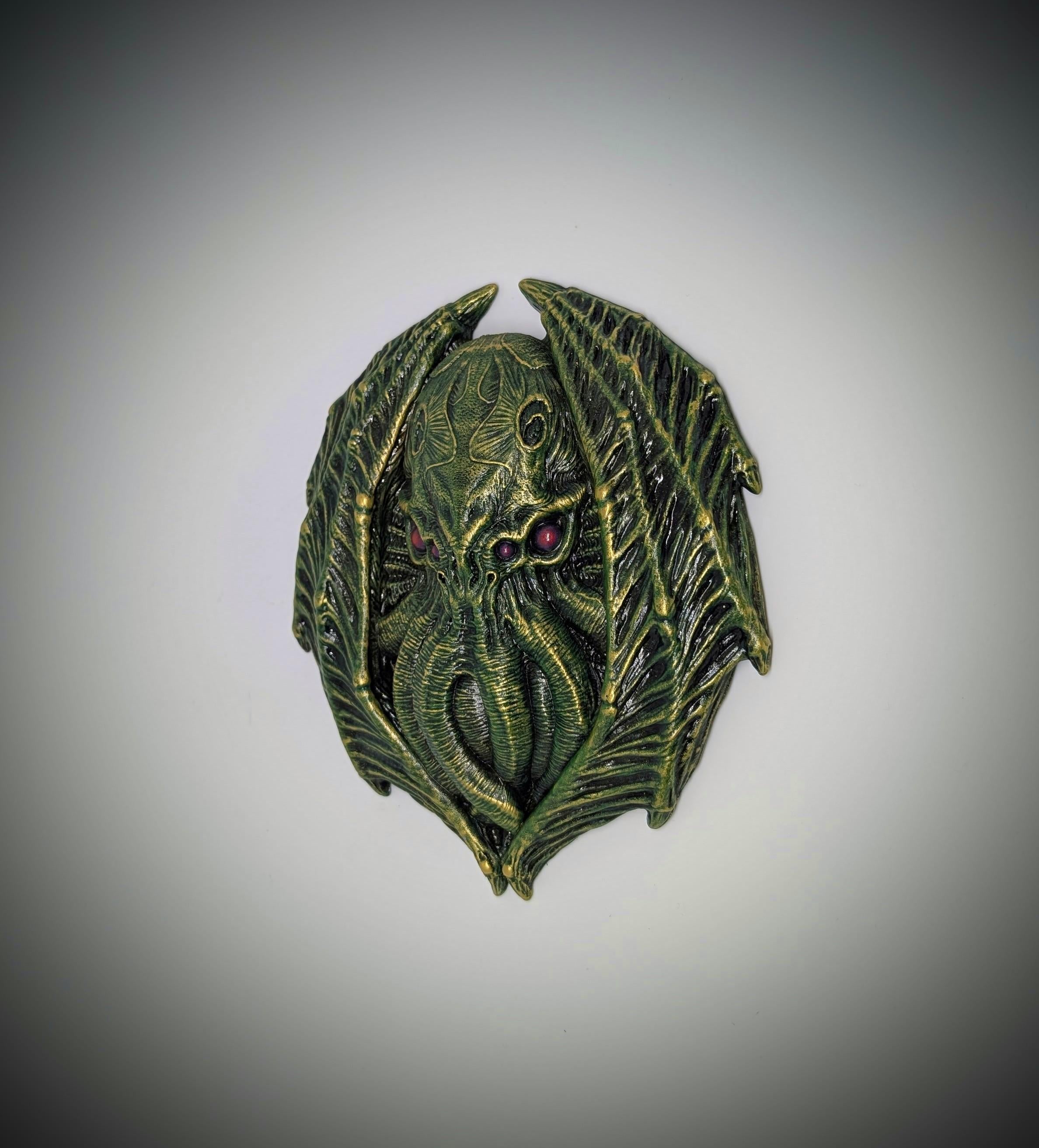 Cthulhu Wall Sculpture Inspired by H.P. Lovecraft / 3D Resin, Height 7.1 in (18 cm/180mm)