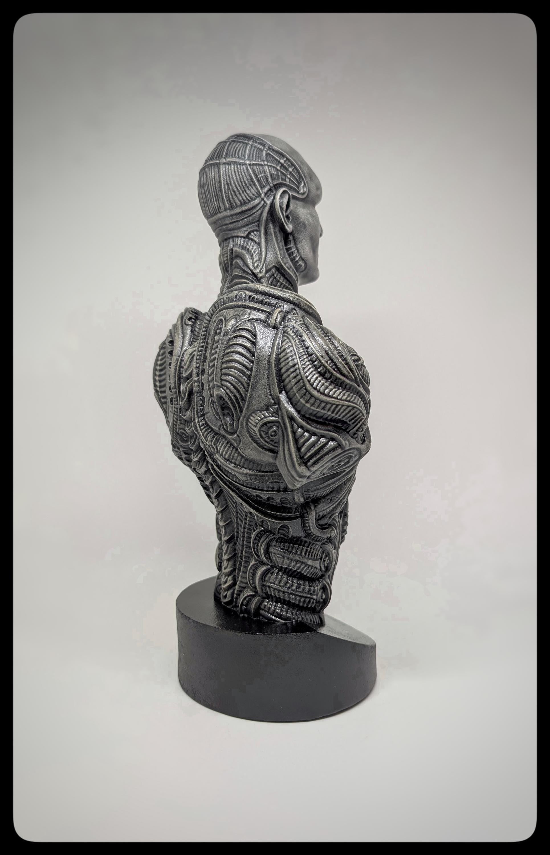 Inspired by H.R. Giger – The Engineer Figure (Prometheus), 3D Resin, 11.8 in (30 cm / 300 mm)