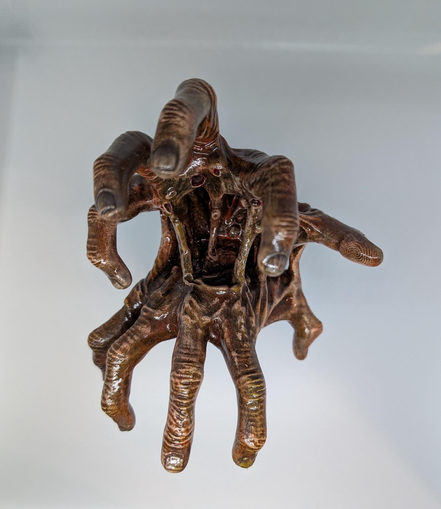 Zombie Split Hand 3D Printed Resin Sculpture / hand painted -Height 10,2 Inches (26 cm  / 260 mm)