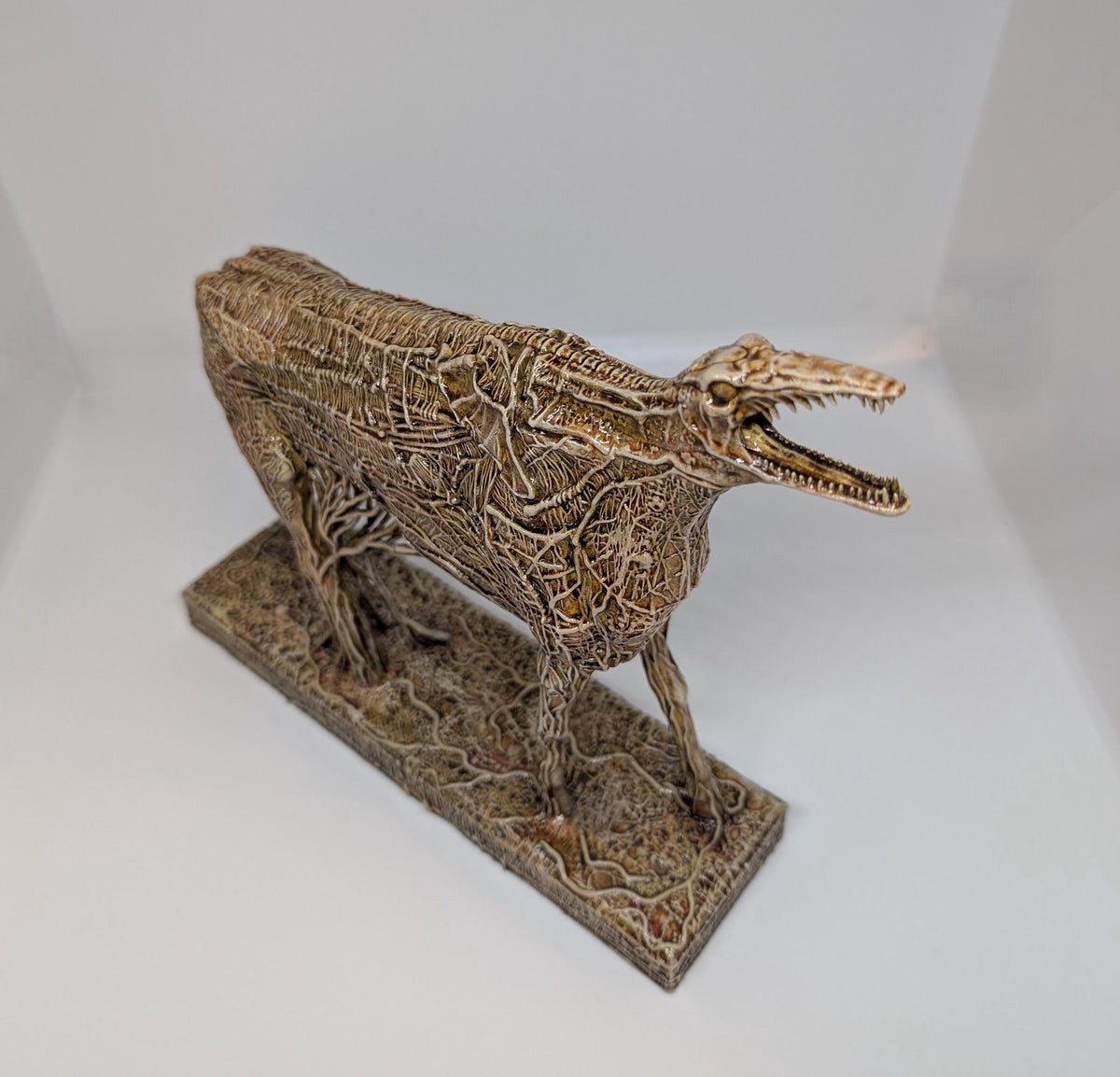 3D Resin Sculpture Inspired by Zdzisław Beksiński / Height: 8.3 in (21 cm / 210 mm)