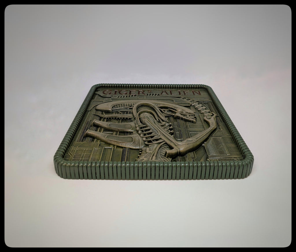 Inspired by H.R. Giger – Alien Wall Plaque 10.2 in (26 cm / 260 mm) 3D Resin Art