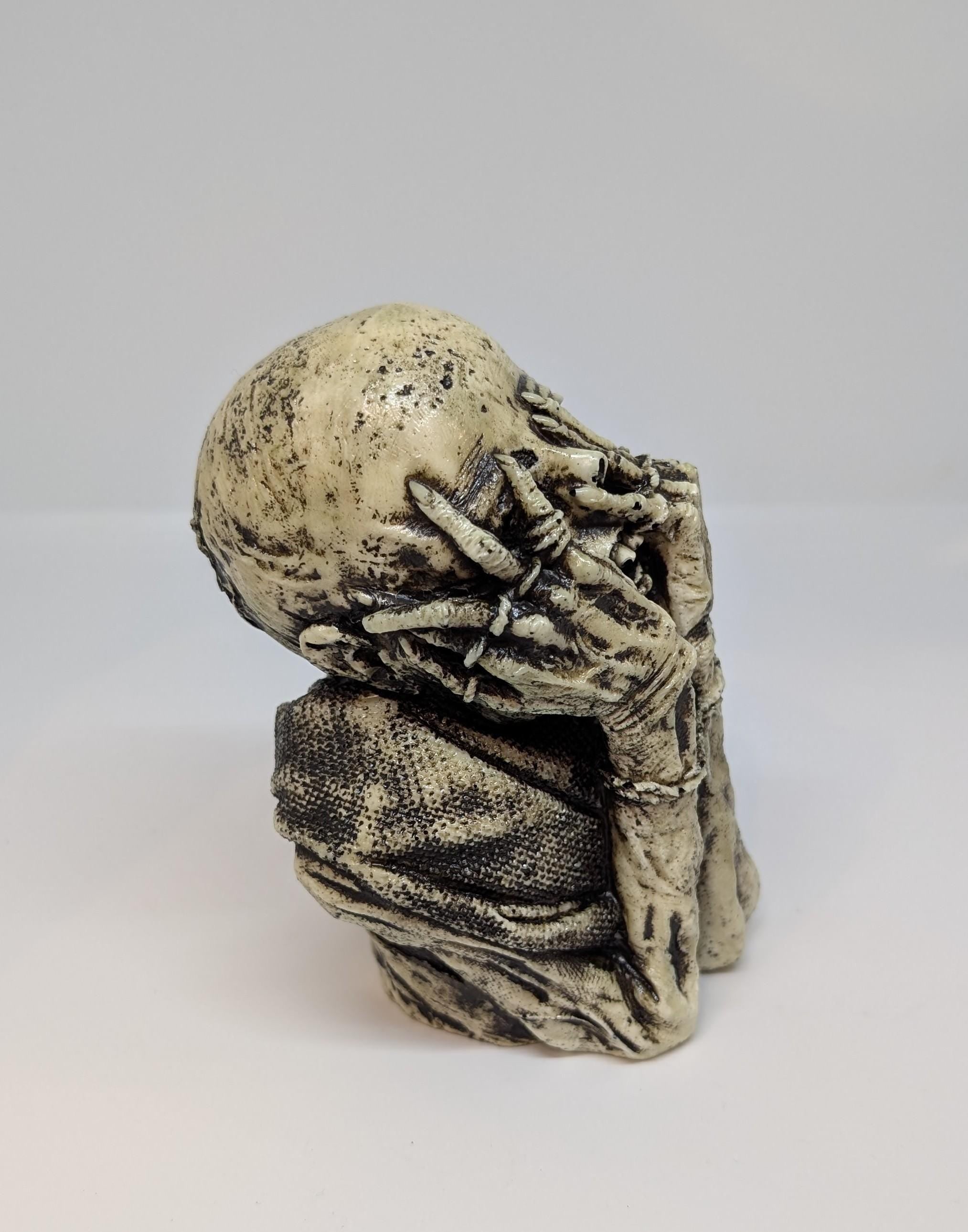 Mummy Resin Cast Sculpture – 5.9in (15cm/150mm) Gothic Horror Decor