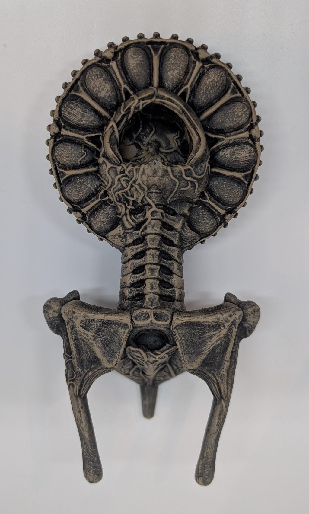 The Monarch  Figurine 3D printing resin / Height 8.7 inches (22cm / 220mm)