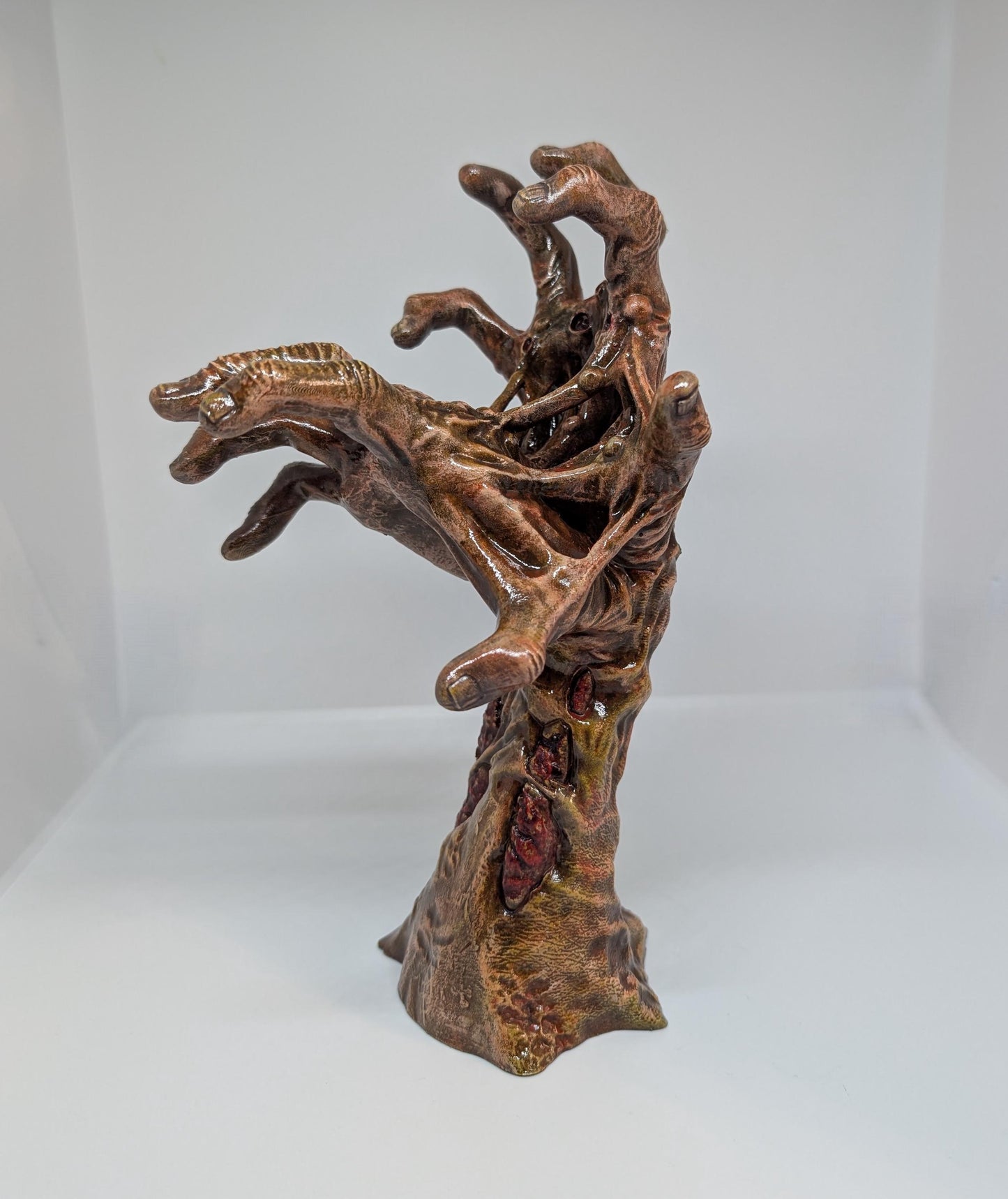 Zombie Split Hand 3D Printed Resin Sculpture / hand painted -Height 10,2 Inches (26 cm  / 260 mm)