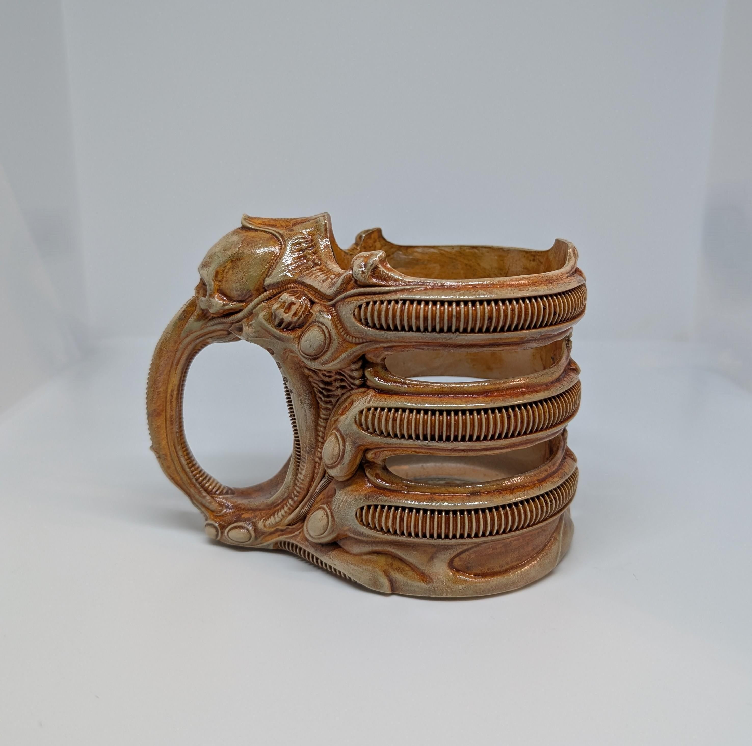 Biomecha Mug H.R. Giger Inspired – 3D Printed Resin, Hand-Painted Sci-Fi