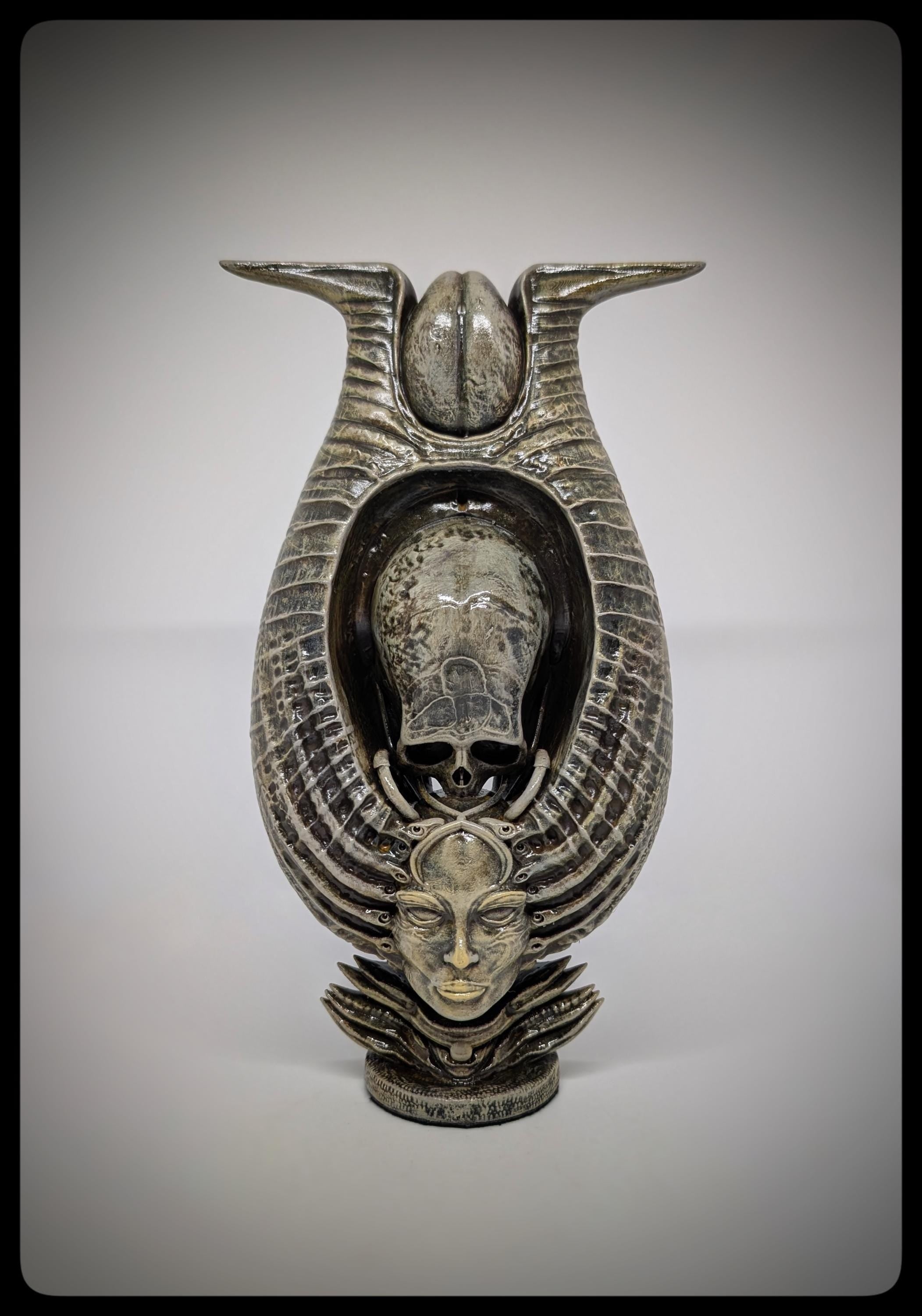 Inspired by H.R. Giger  THE MAGICIAN* 3D Resin Sculpture 8.7 inch (22 cm/220mm)