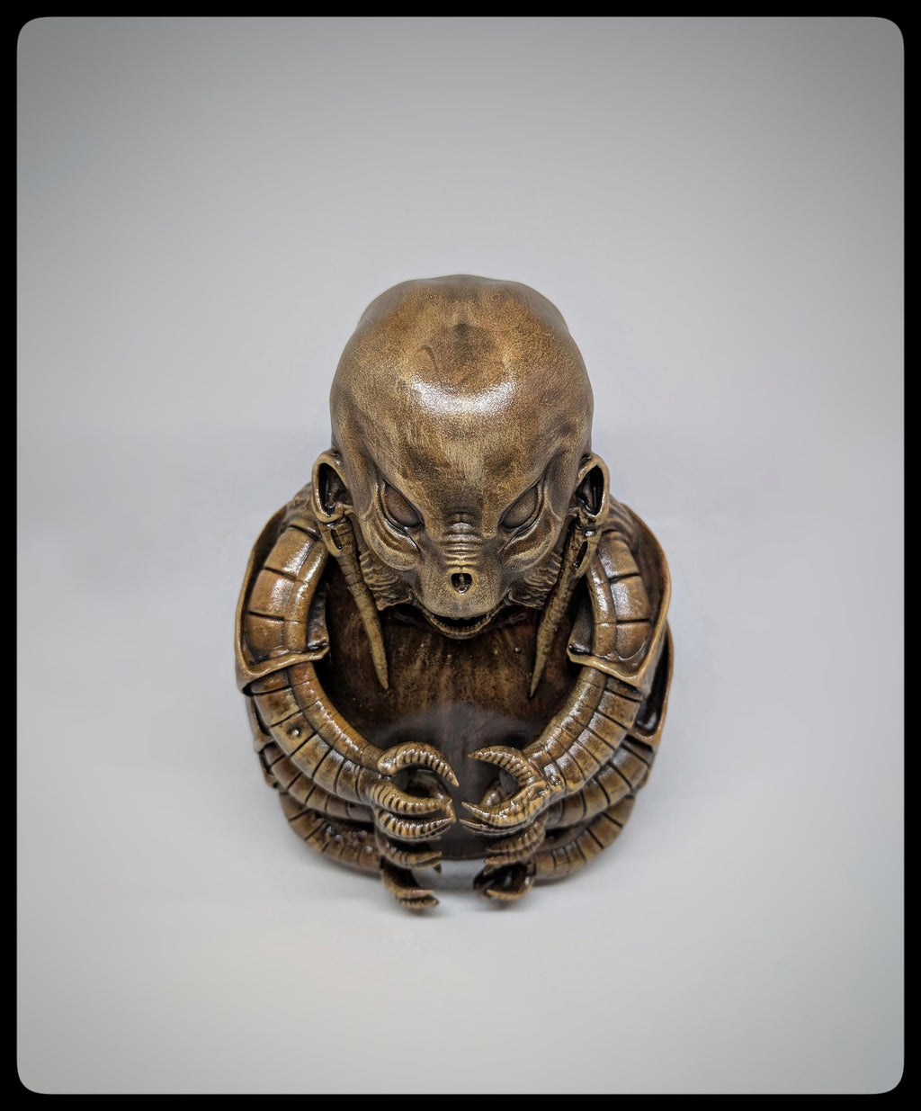 Inspired by H.R. Giger – The Tourist /9.45 in (24 cm/240 mm) 3D Resin Sculpture