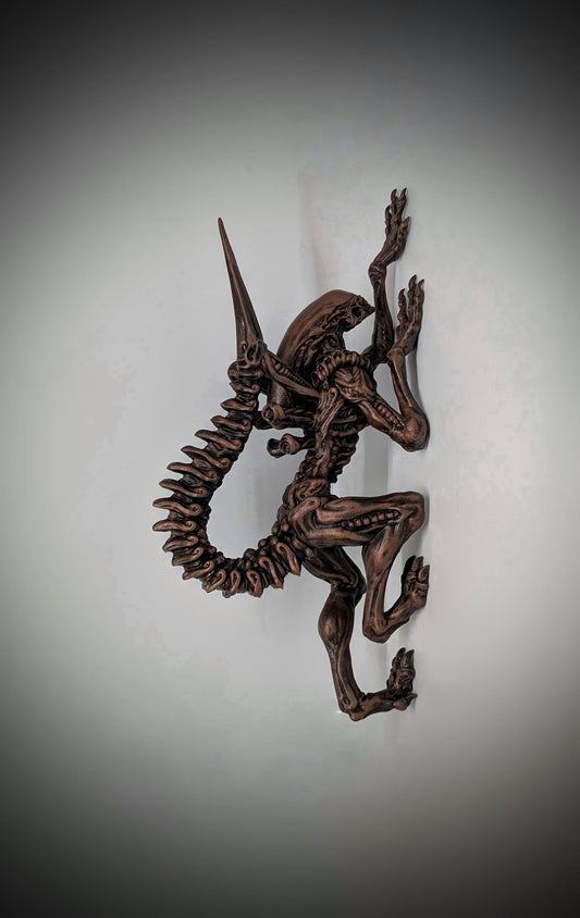 Alien Xenomorph 3D Resin Figure 6.3 in (16 cm/160mm) x 12.6 in (32 cm/320mm)