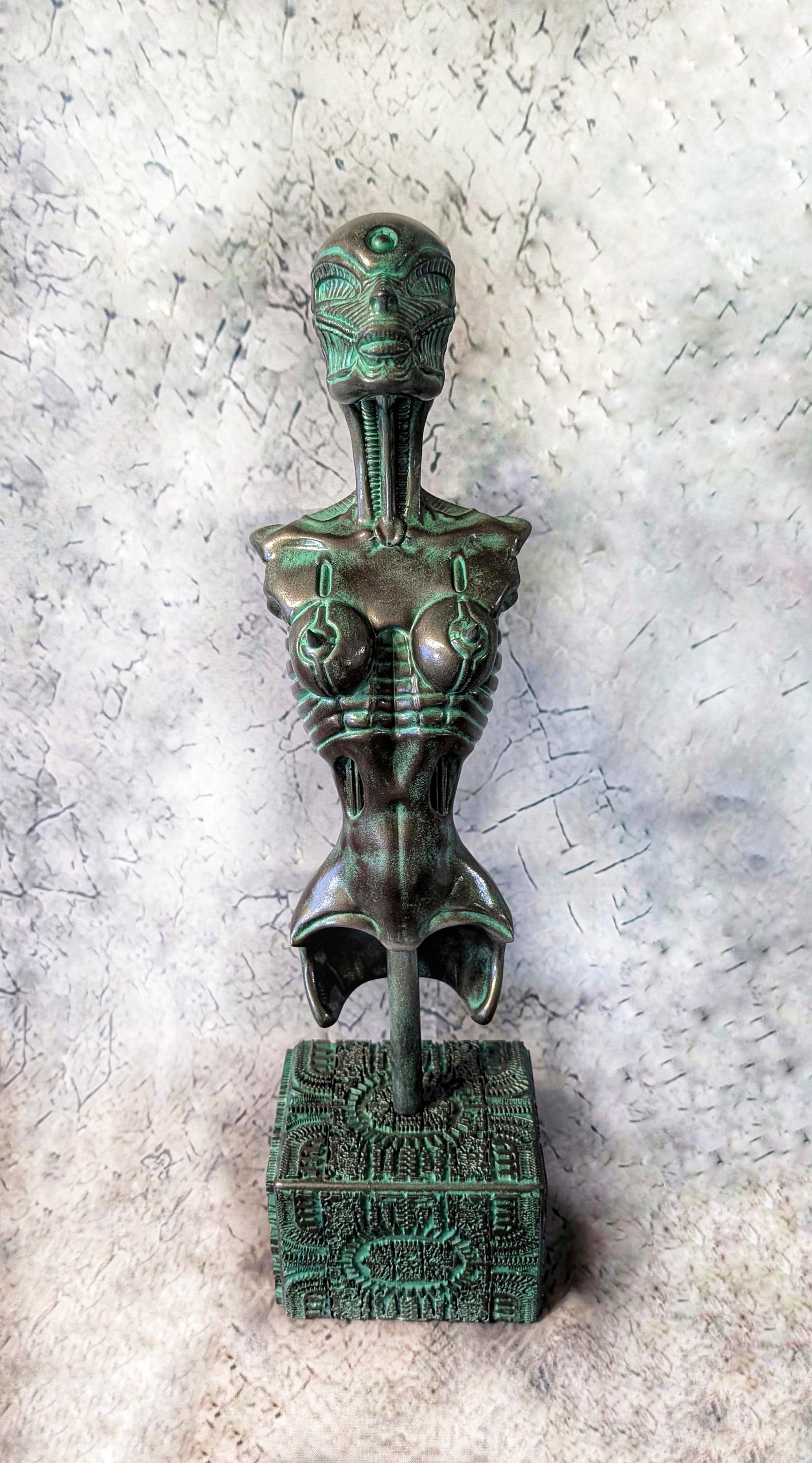 Inspired by H.R. Giger – Biomechanoid Sculpture / Resin 3D Print – 18.11 in (46cm) Tall
