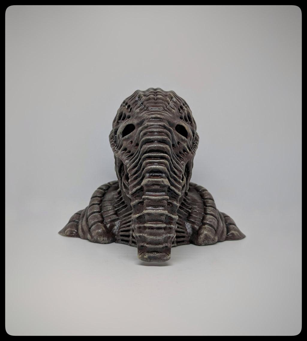 Space Jockey Engineer Bust 3D Resin Sculpture / Height 6.3 in (16 cm / 160 mm)