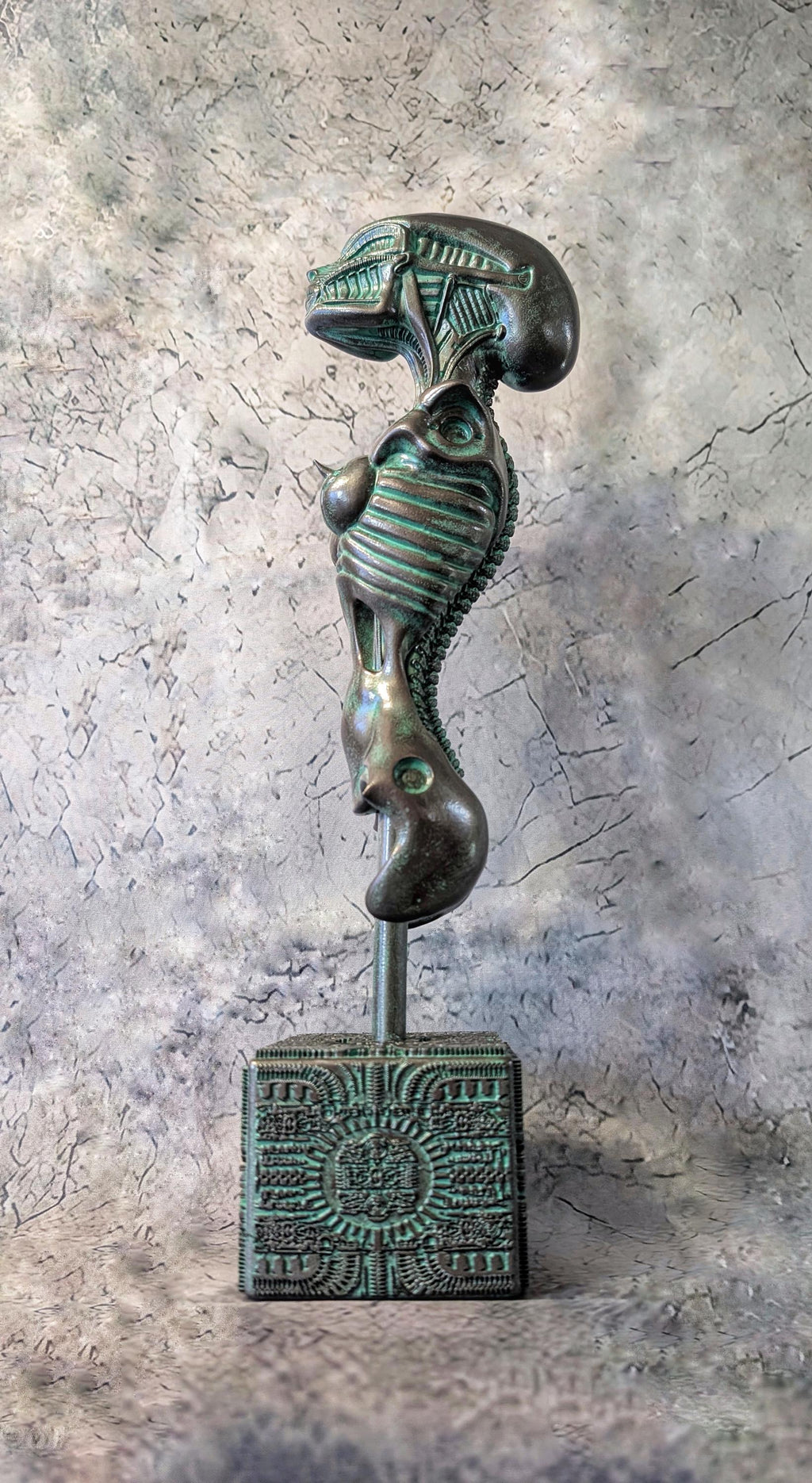Inspired by H.R. Giger – Biomechanoid Sculpture / Resin 3D Print – 18.11 in (46cm) Tall