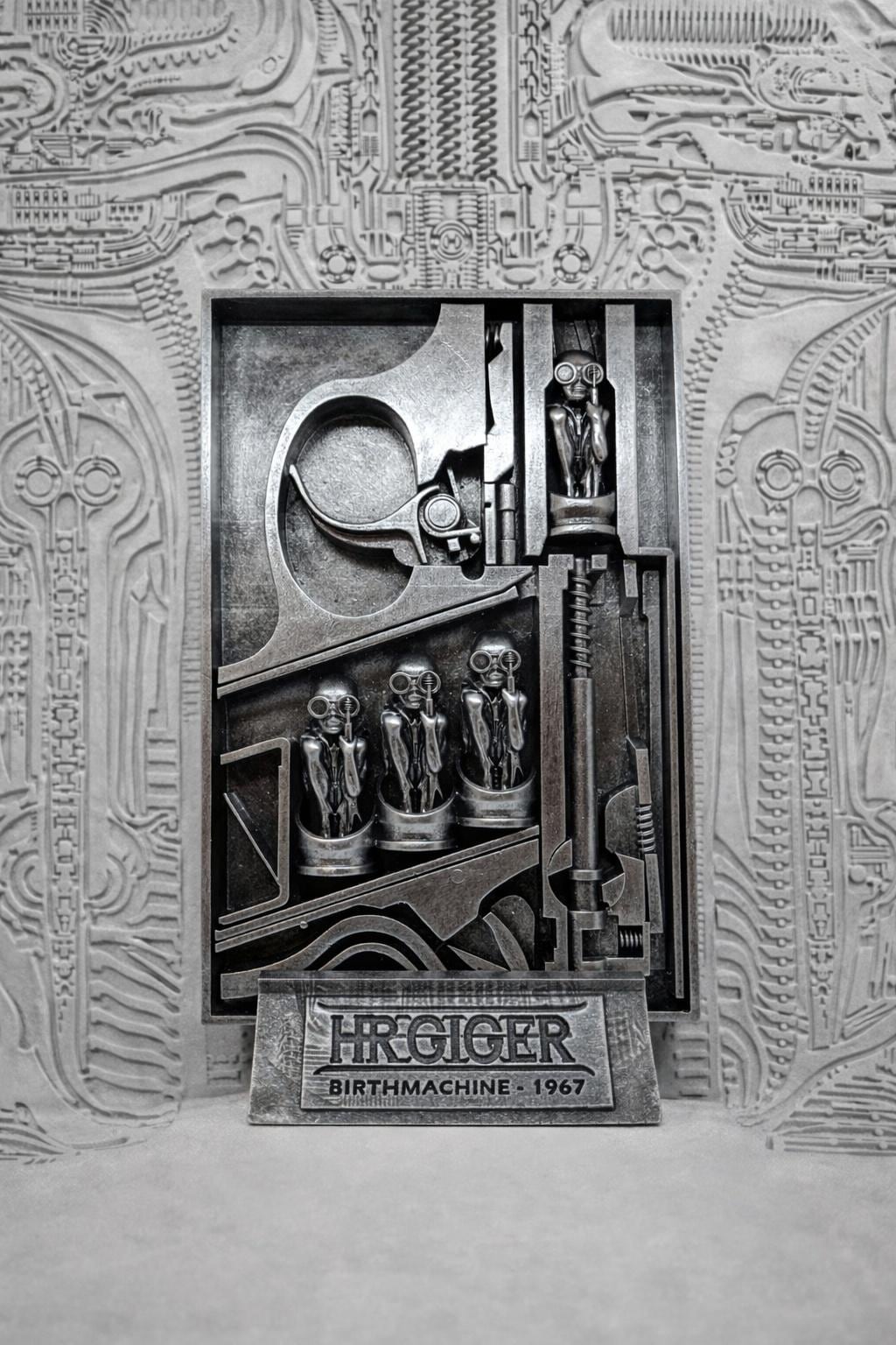 H.R. Giger Birth Machine Inspired / 3D Printed Resin Sculpture  12.2 in (31 cm/310 mm)