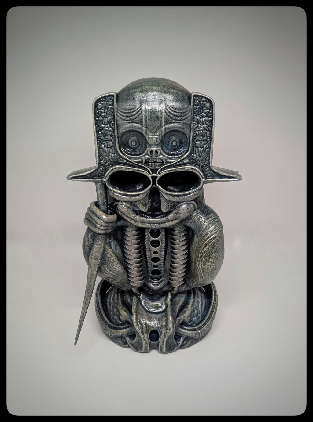 Inspired by H.R.Giger - NY City XVII Crowley 1981 Resin Sculpture 11.2in (28.5cm/285mm)