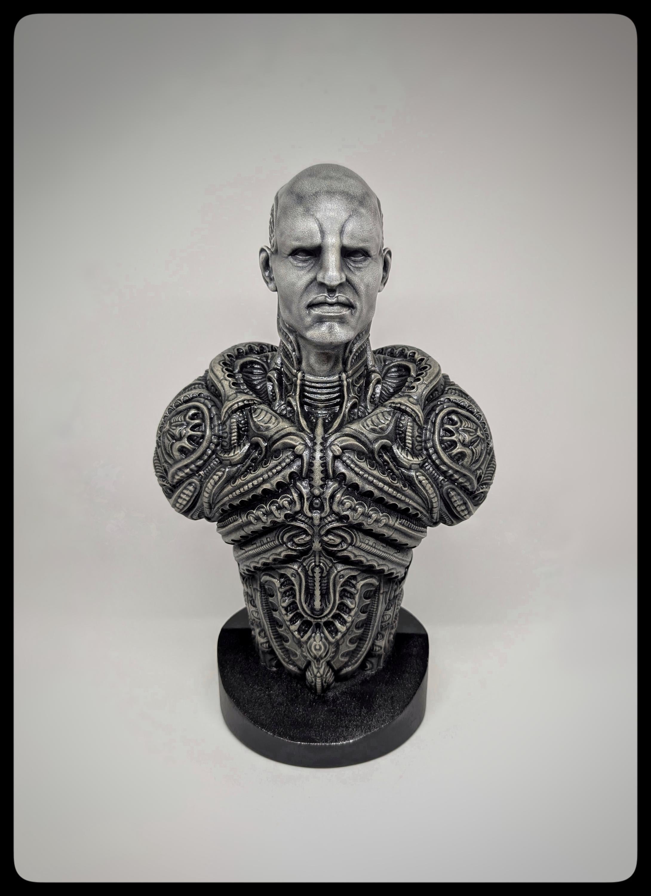 Inspired by H.R. Giger – The Engineer Figure (Prometheus), 3D Resin, 11.8 in (30 cm / 300 mm)