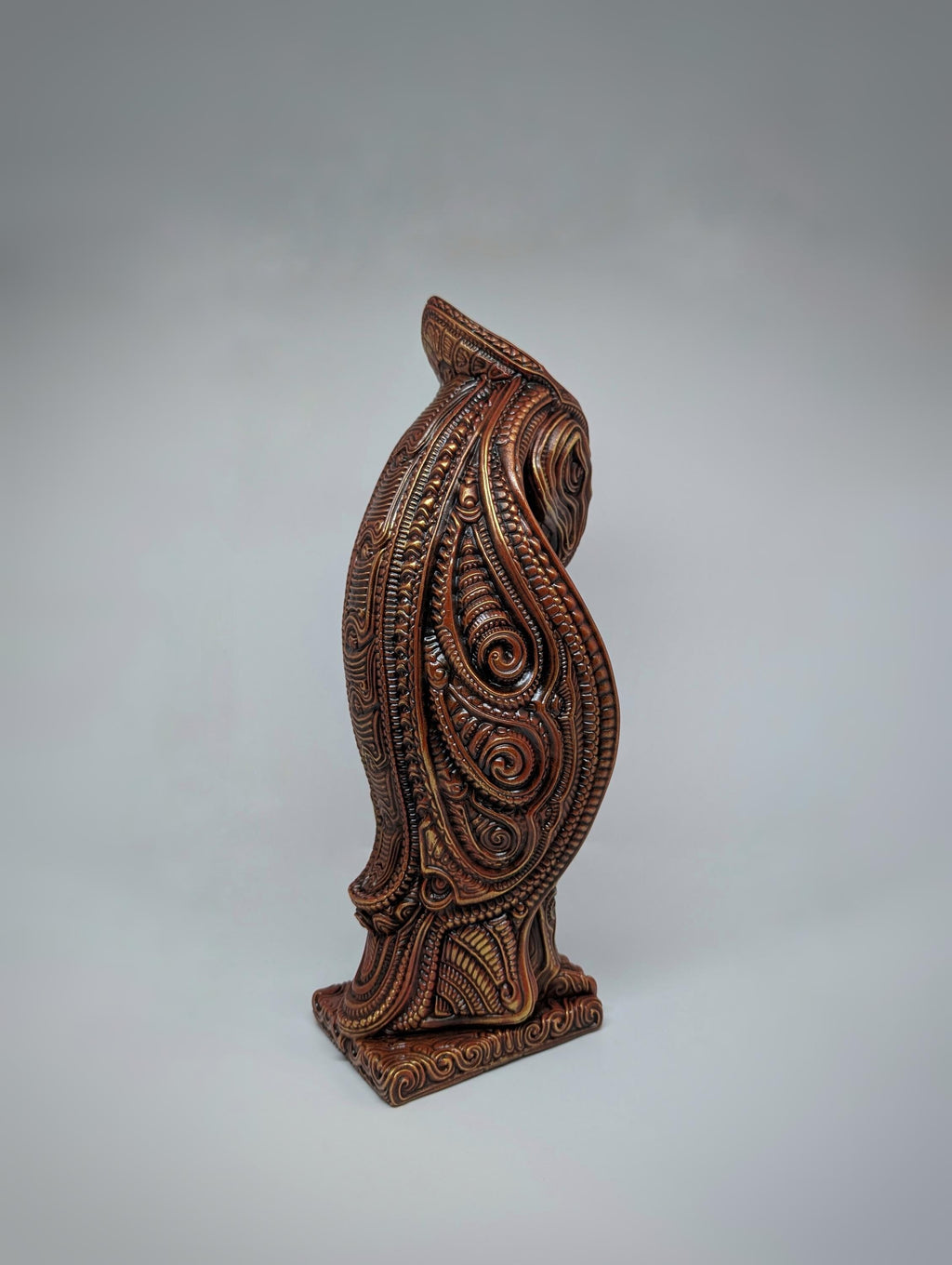 Falcon 3D Resin Sculpture / Height 13.2 in (33.5 cm / 335 mm) / Design by Zane Rogers